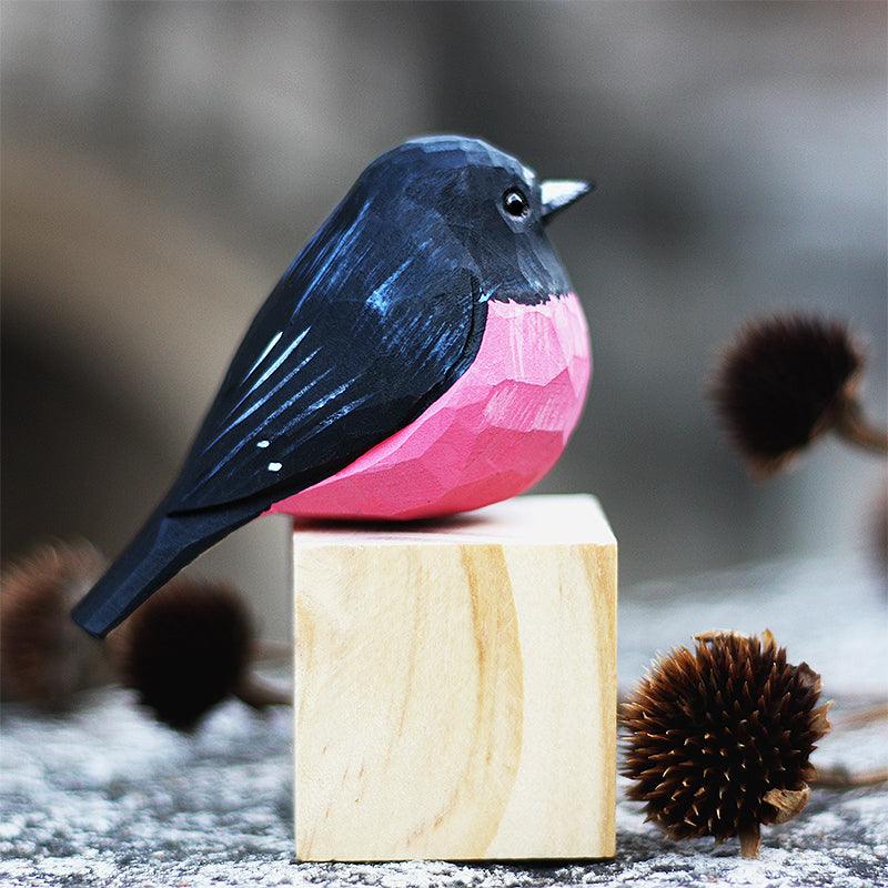 Pink Robin Bird Figuren aus handgeschnitztem, bemaltem Holz