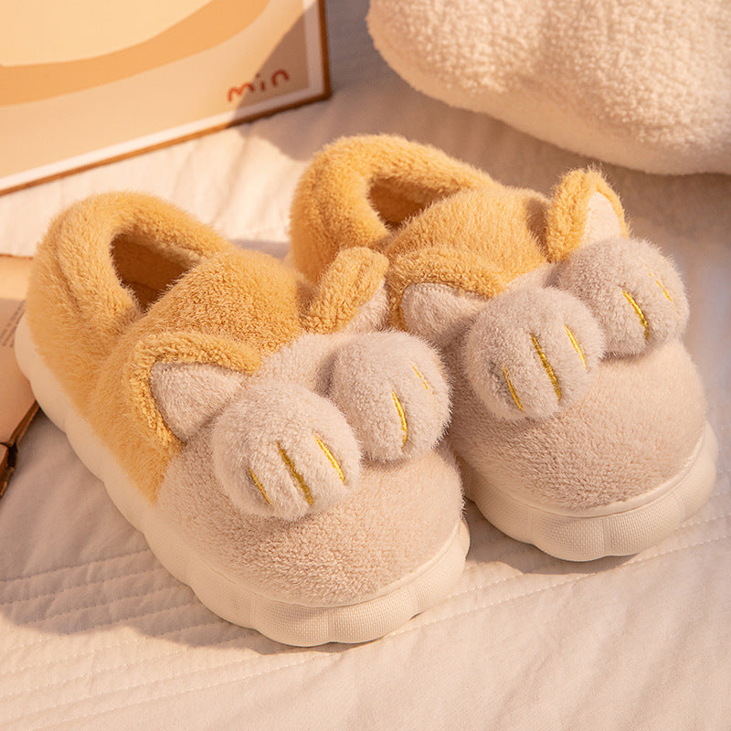 Lindas pantuflas de garra de gato con orejas