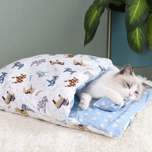 FurBuddy Cozy Sleeping Bag