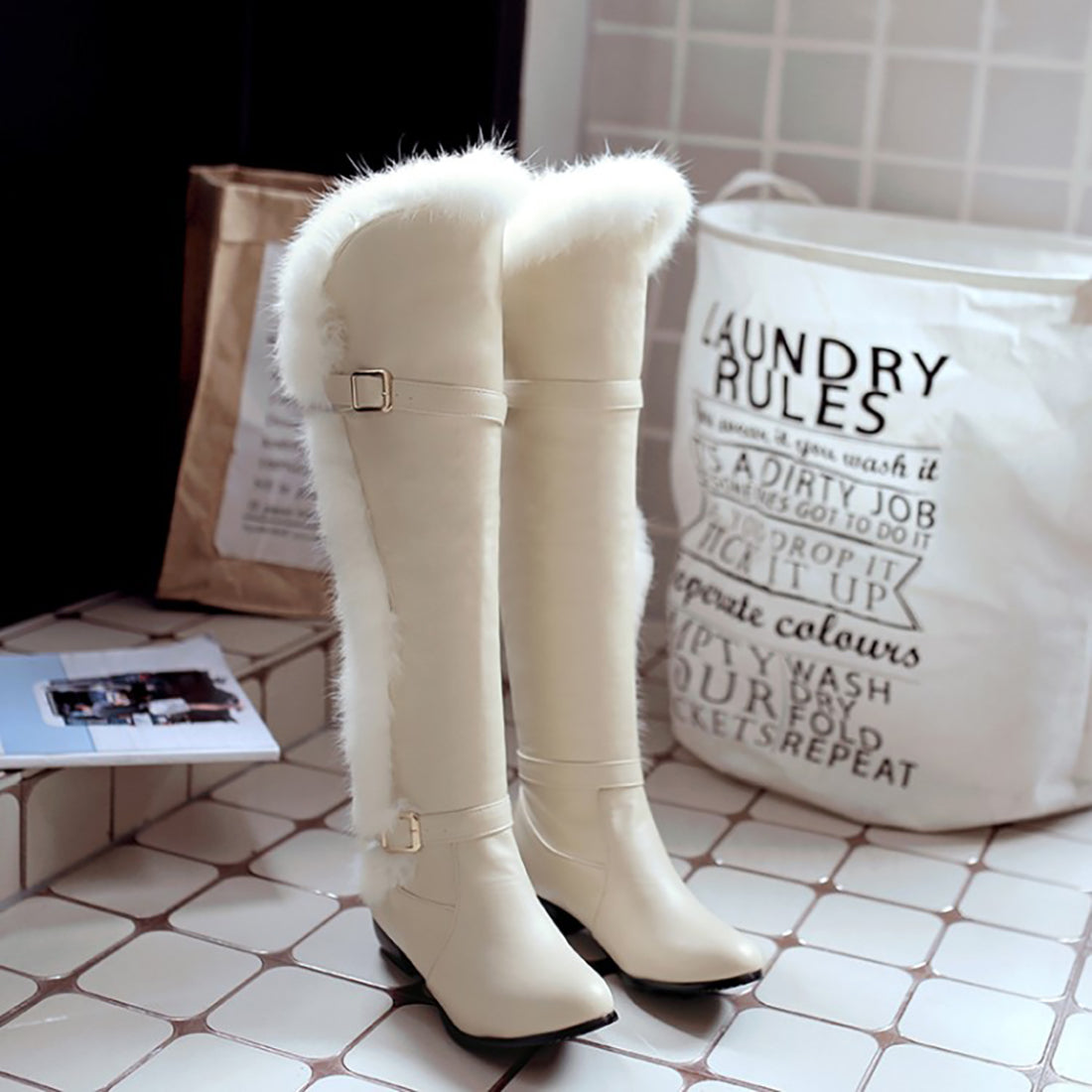 Bottes d'hiver au genou chics en fausse fourrure