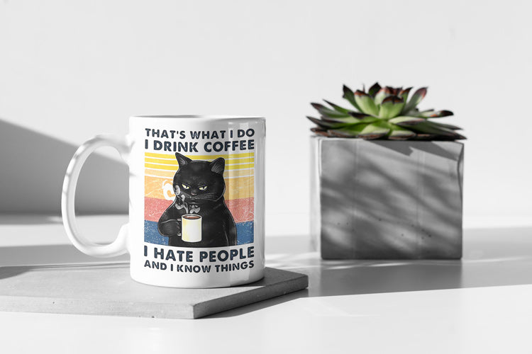 Lustige Kaffeetasse „Know Things“, Keramiktasse mit schwarzer Katze