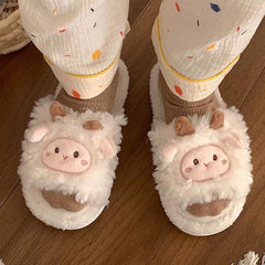 Pantuflas acogedoras de peluche de oveja de dibujos animados