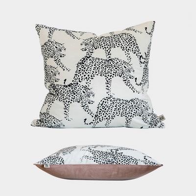 La collection de housses de coussin Animal Attraction