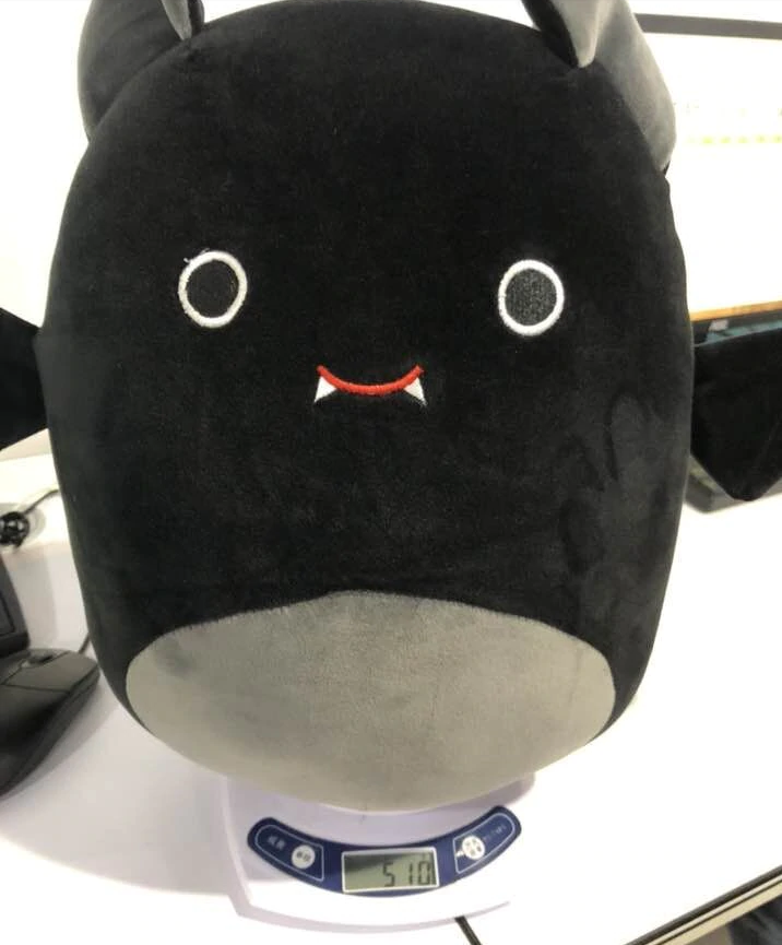 Peluche de murciélago negro