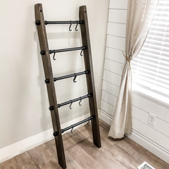 Williston - Modern Farmhouse Decorative Ladder