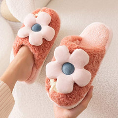 Pantuflas de flores cómodas