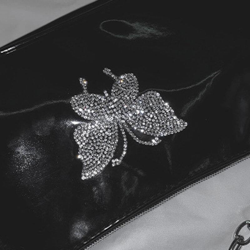 Bolso cuadrado pequeño con patrón de mariposas y cadena de diamantes de imitación con perlas de cuero PU para mujer, bolso de hombro 