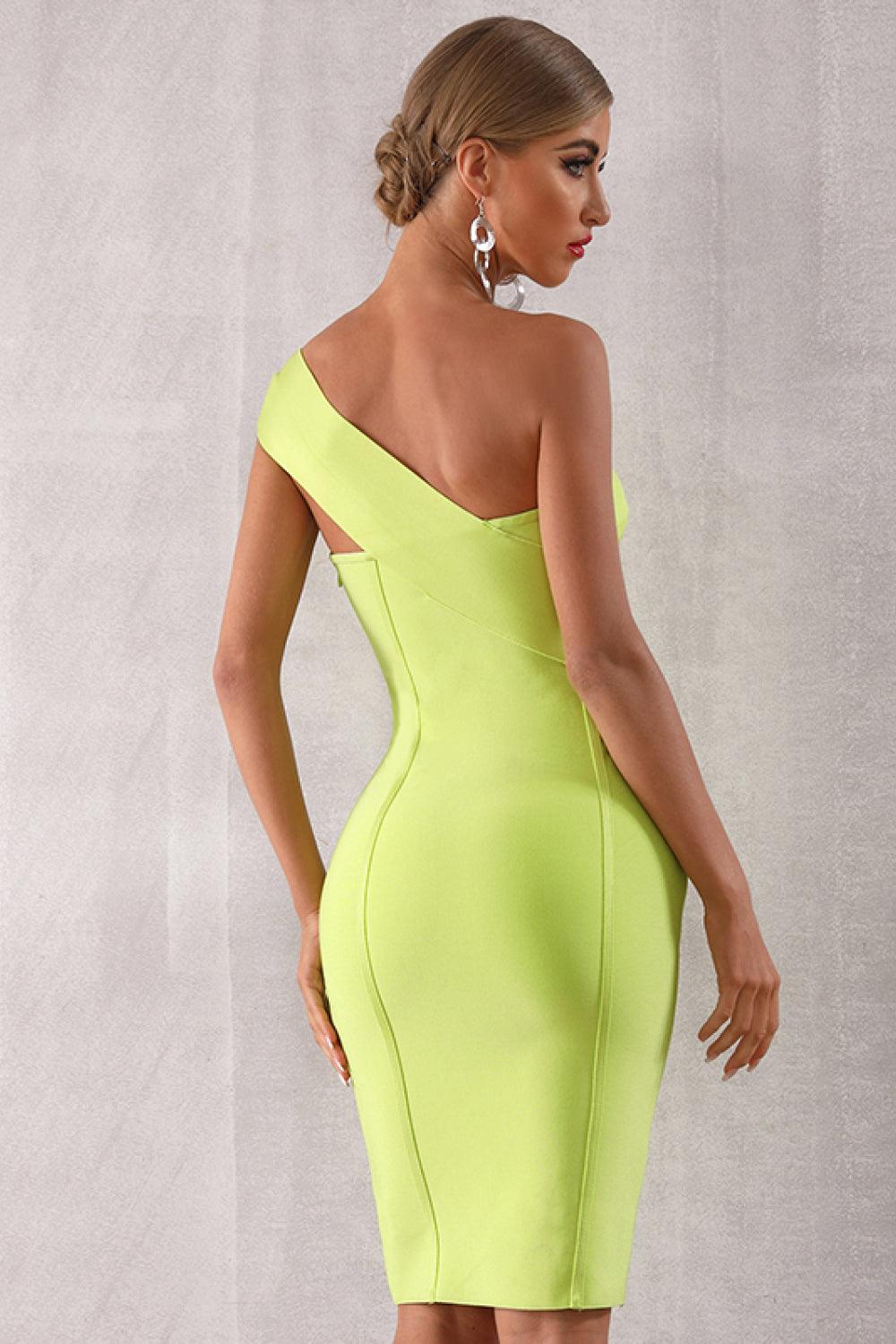 Solid Color One Shoulder Dress