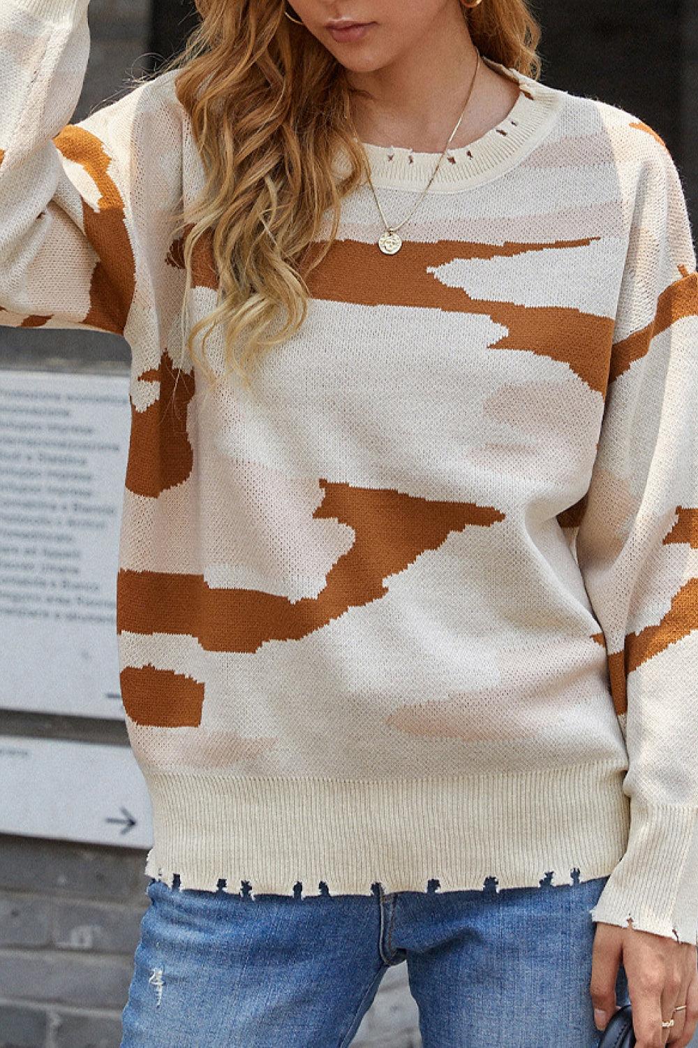 Pullover mit Camouflage-Muster und Destroyed-Saum