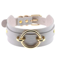 Goldenes O-Ring-Halsband