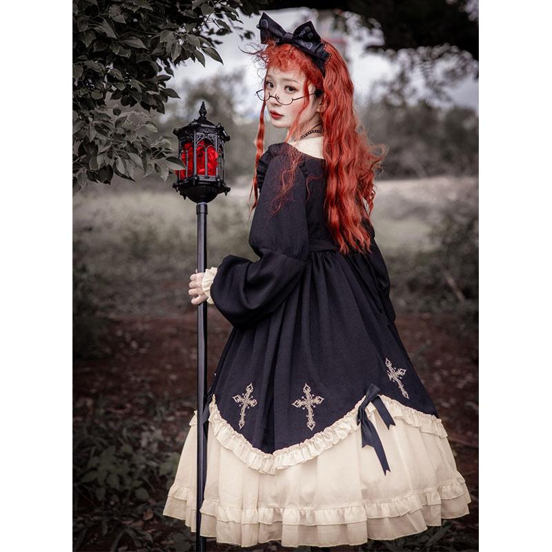 Süßes Lolita-Kleid mit Kreuzschleife und Rüschen