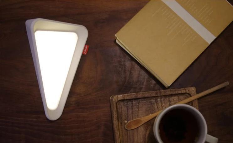 Piramade - Flip LED Desk Lamp