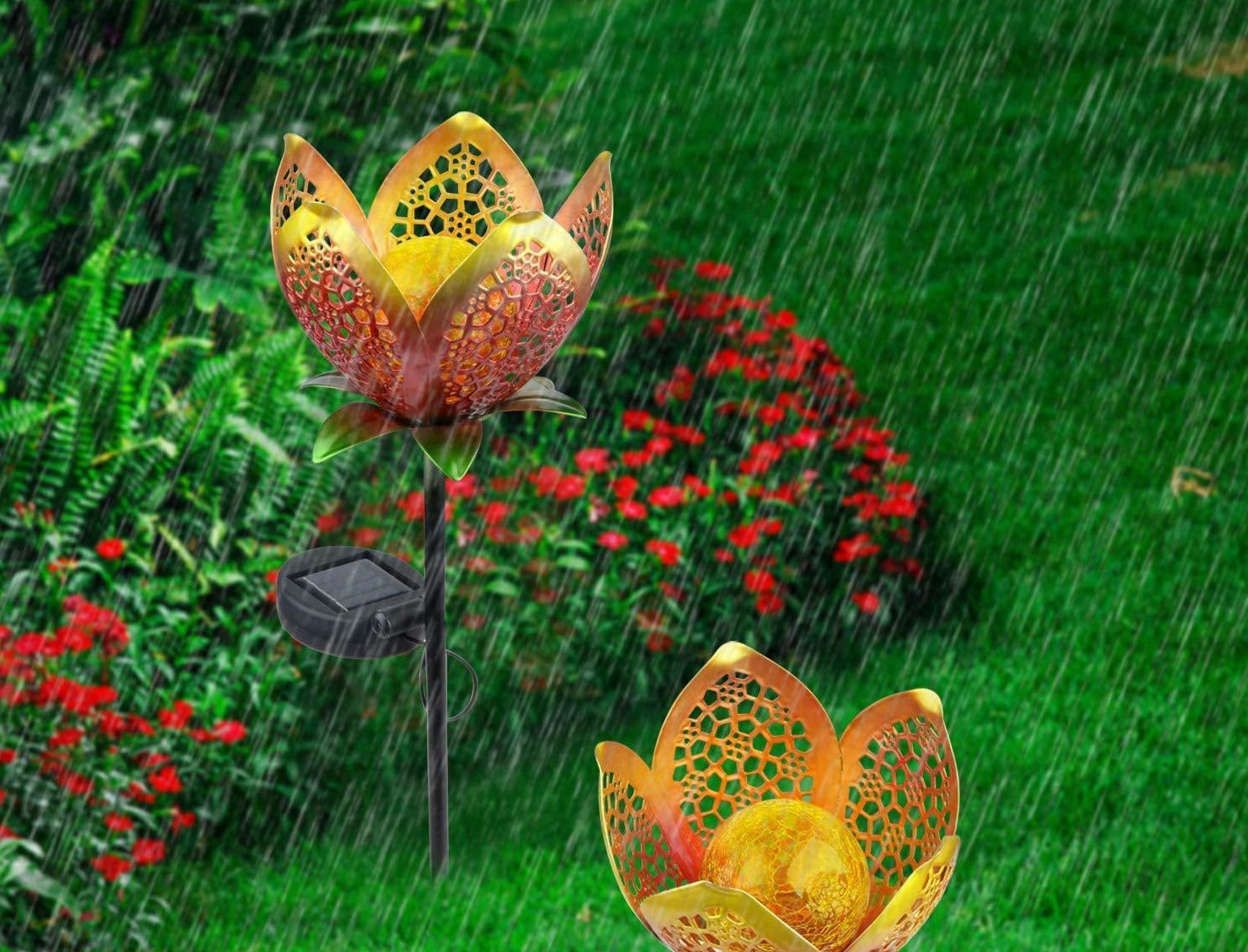 Solar Powered Flower Stake Garden Light