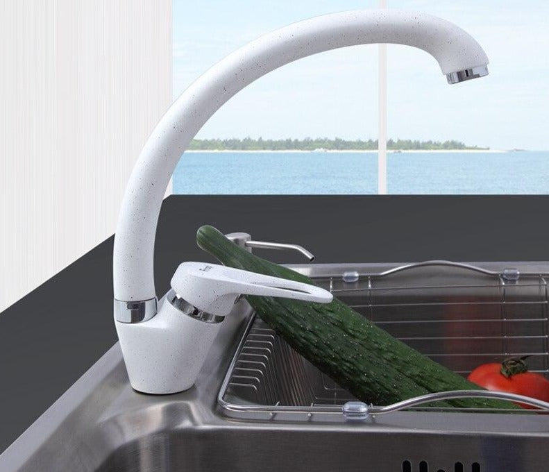 Patsy - Modern Kitchen Faucet