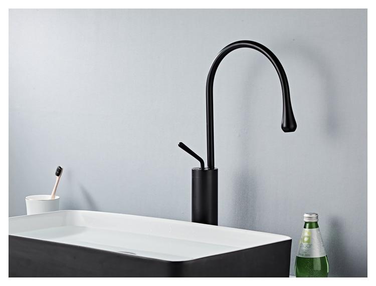 Raffeto - Brass Crane Bathroom Faucet