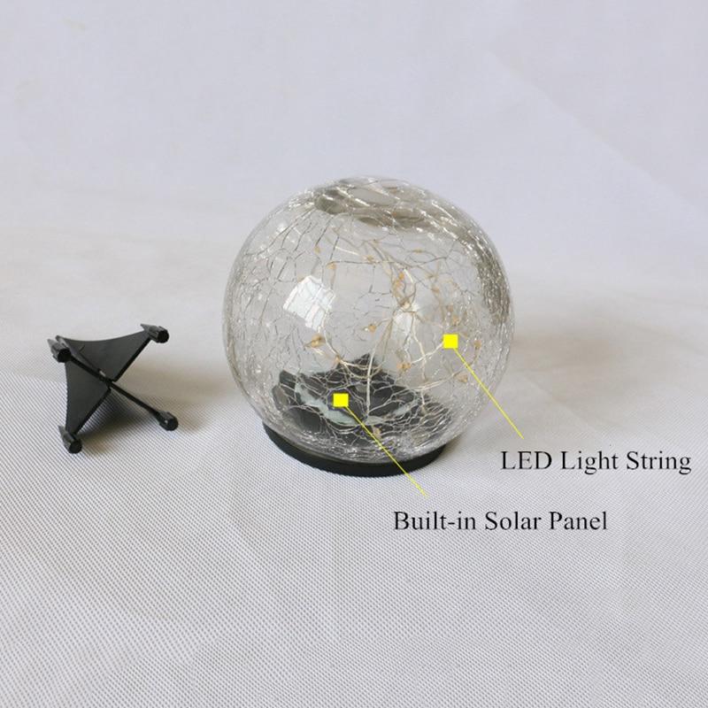 Luz solar de jardín con bola de cristal agrietada