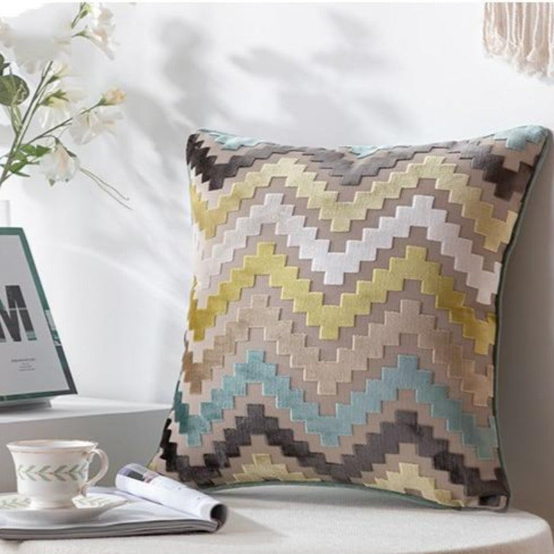 La collection de housses de coussin à chevrons en velours