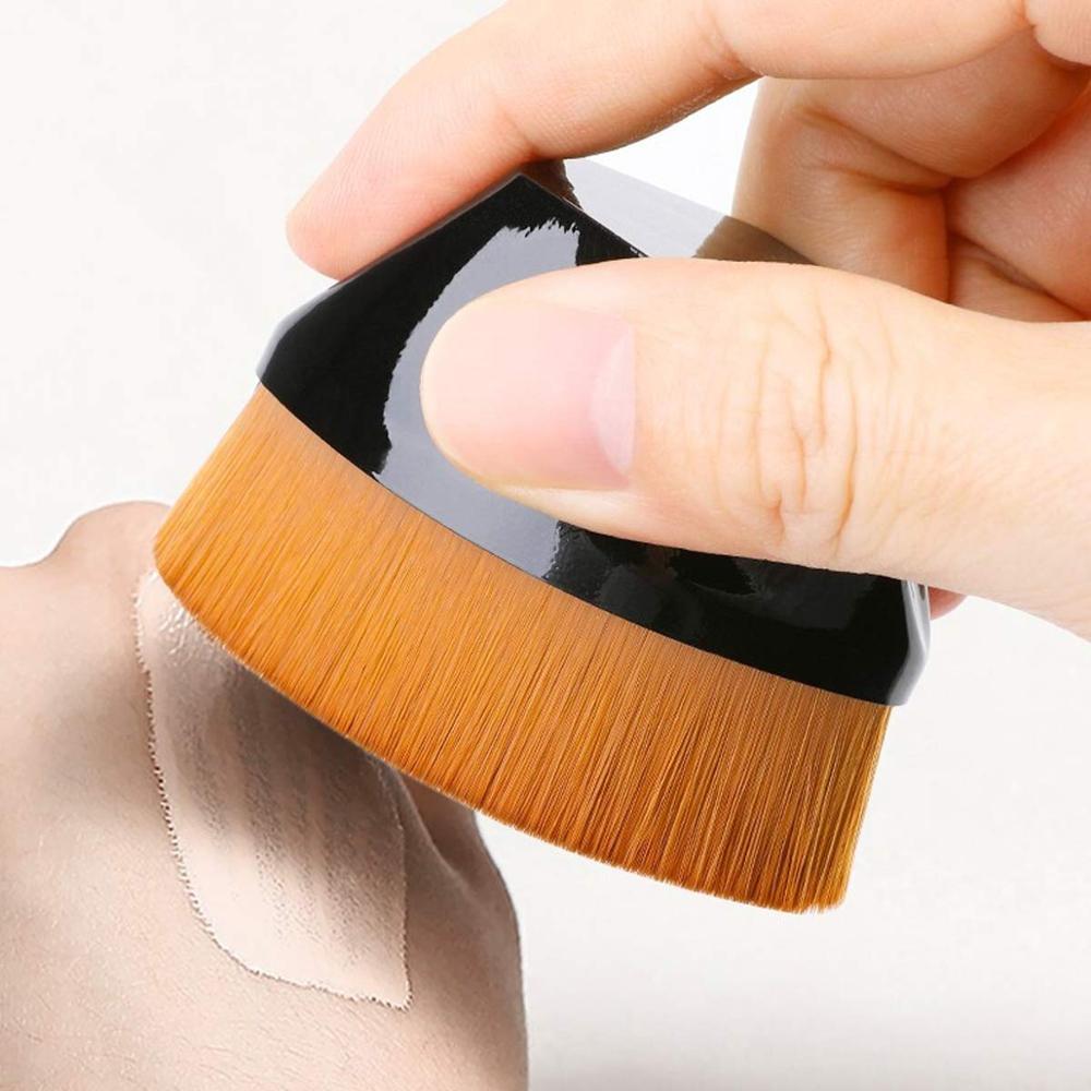 2 in 1 Flawless Foundation Blender Brush