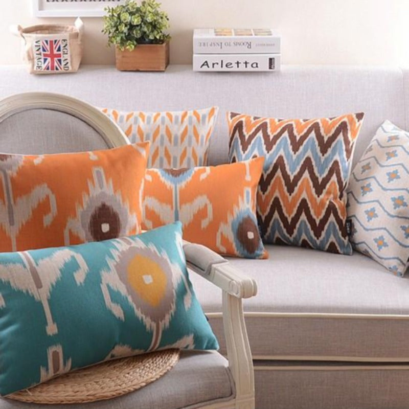 La collection de housses de coussin Clementine + Teal Ikat