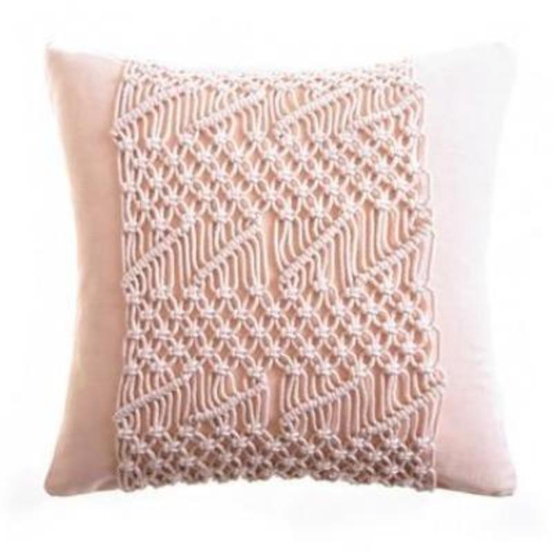 La collection de housses de coussin en macramé Boho Romance