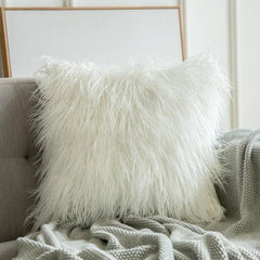 La housse de coussin en fausse fourrure Quintessential