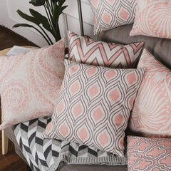 La collection de housses de coussin All-Day Rosé