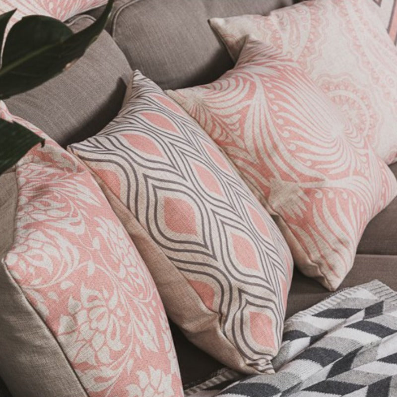 La collection de housses de coussin All-Day Rosé