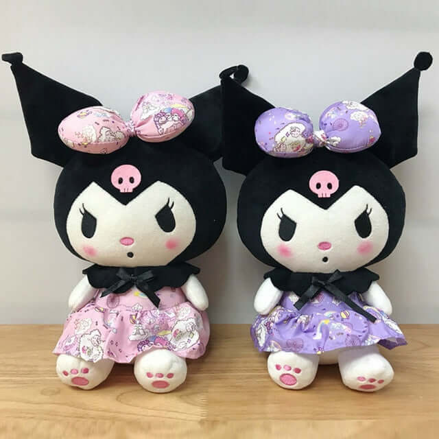 2 muñecos de peluche Kawaii.