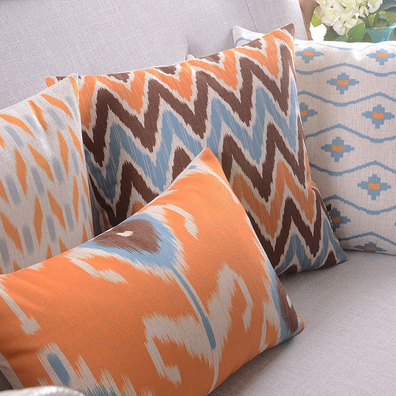 La collection de housses de coussin Clementine + Teal Ikat