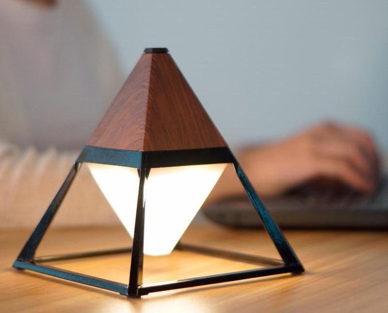 Pyramid Touch Activated Diamond Lamp