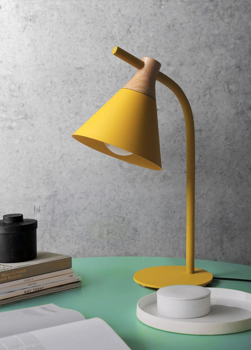 Patriam - Modern Nordic Desk Lamp