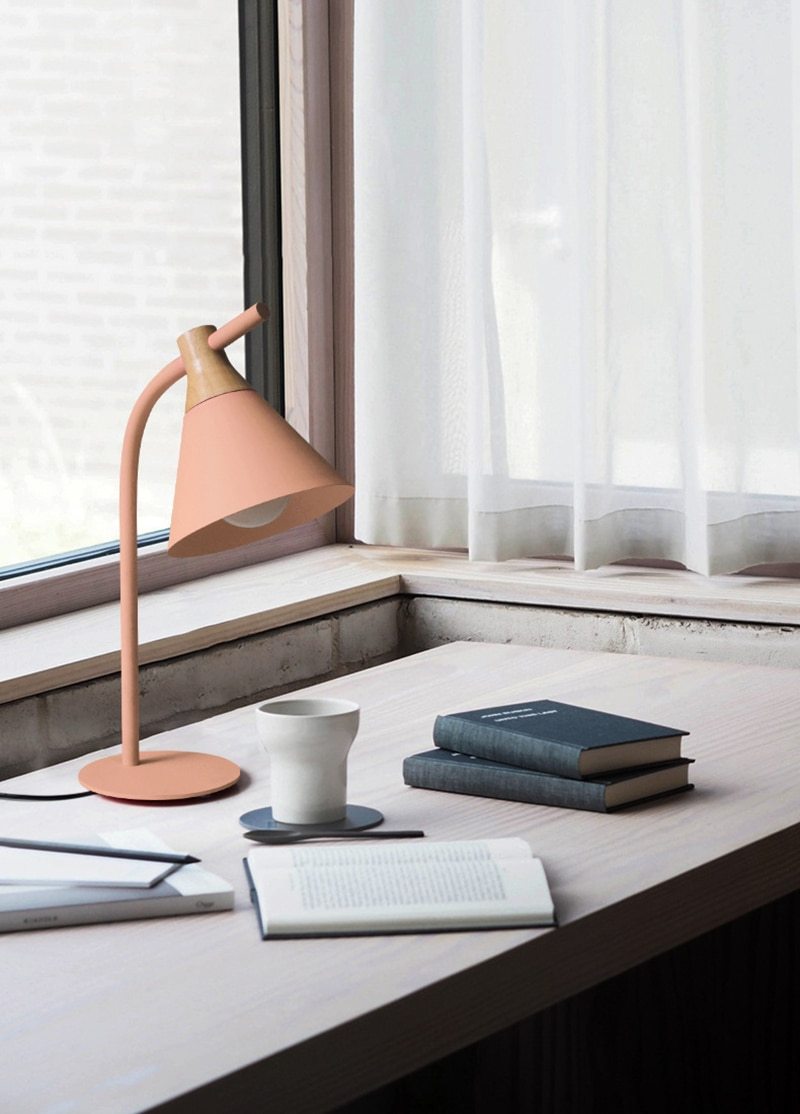 Patriam - Modern Nordic Desk Lamp