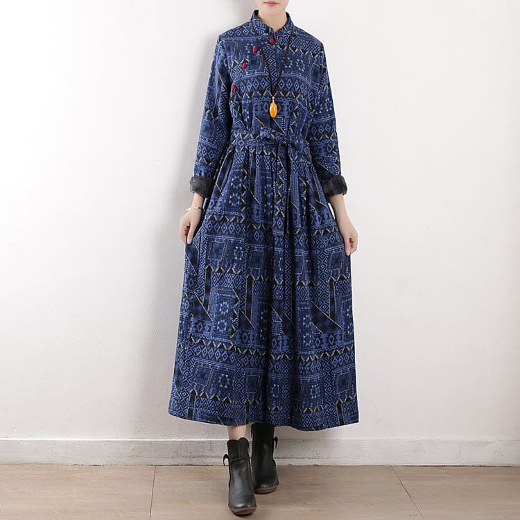 Winterkleid mit Retro-Print aus Baumwollleinen mit Pelz