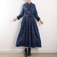 Winterkleid mit Retro-Print aus Baumwollleinen mit Pelz